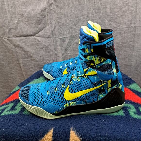 Size 13 - Nike Kobe 9 Elite Perspective Men Sneakers Neon Turquoise/Volt - Picture 1 of 16